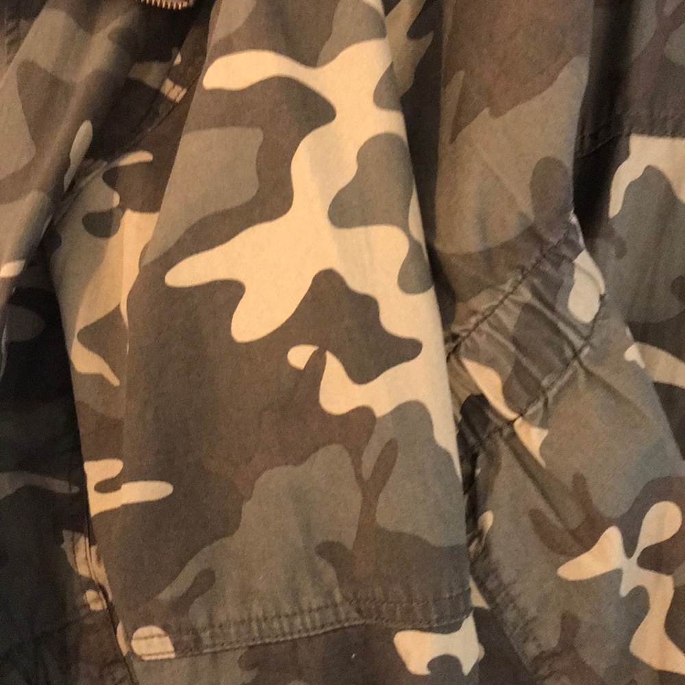ACTIVE USA camo utility jacket - Picture 6 of 7